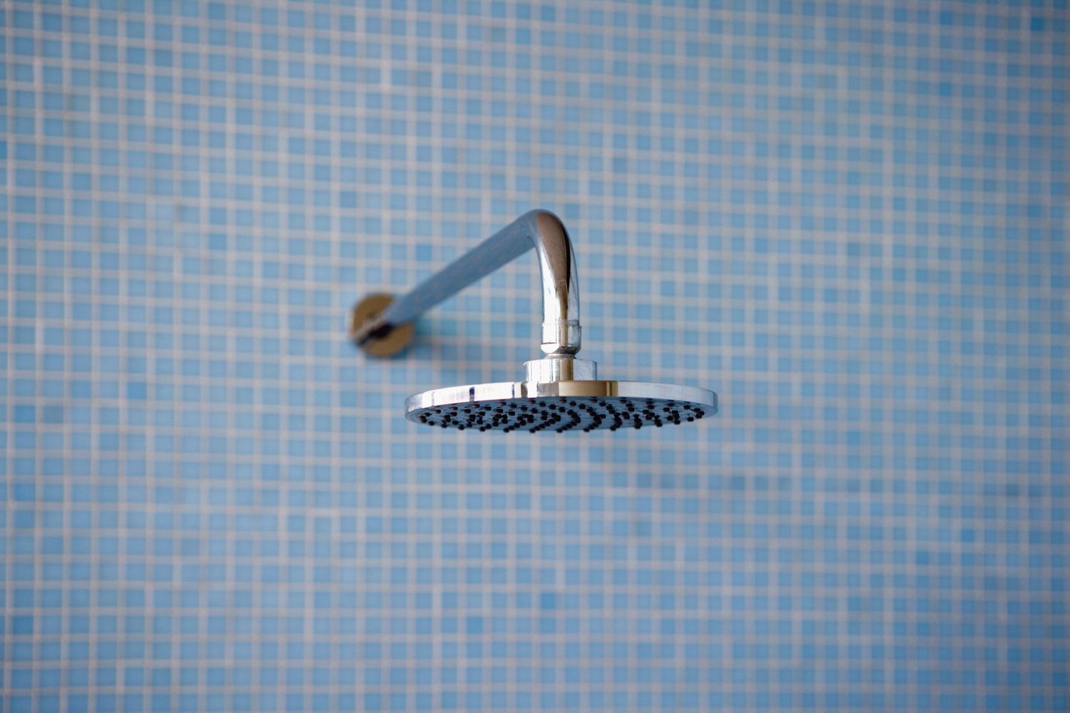 The best way to Clear a Showerhead With Baking Soda: Recipe and Instructions